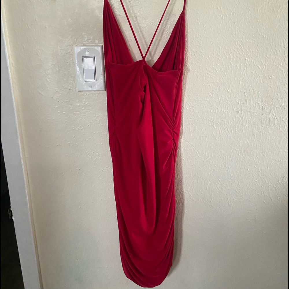 Size L red